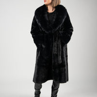 Soft Luxe Faux Fur Coat – Black